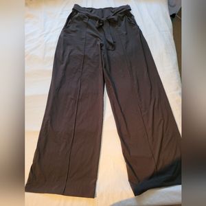 Lululemon wide leg trouser